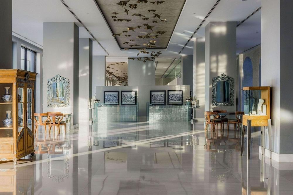 Отель Mitsis Selection Alila Фалираки Экстерьер фото The interior of the museum