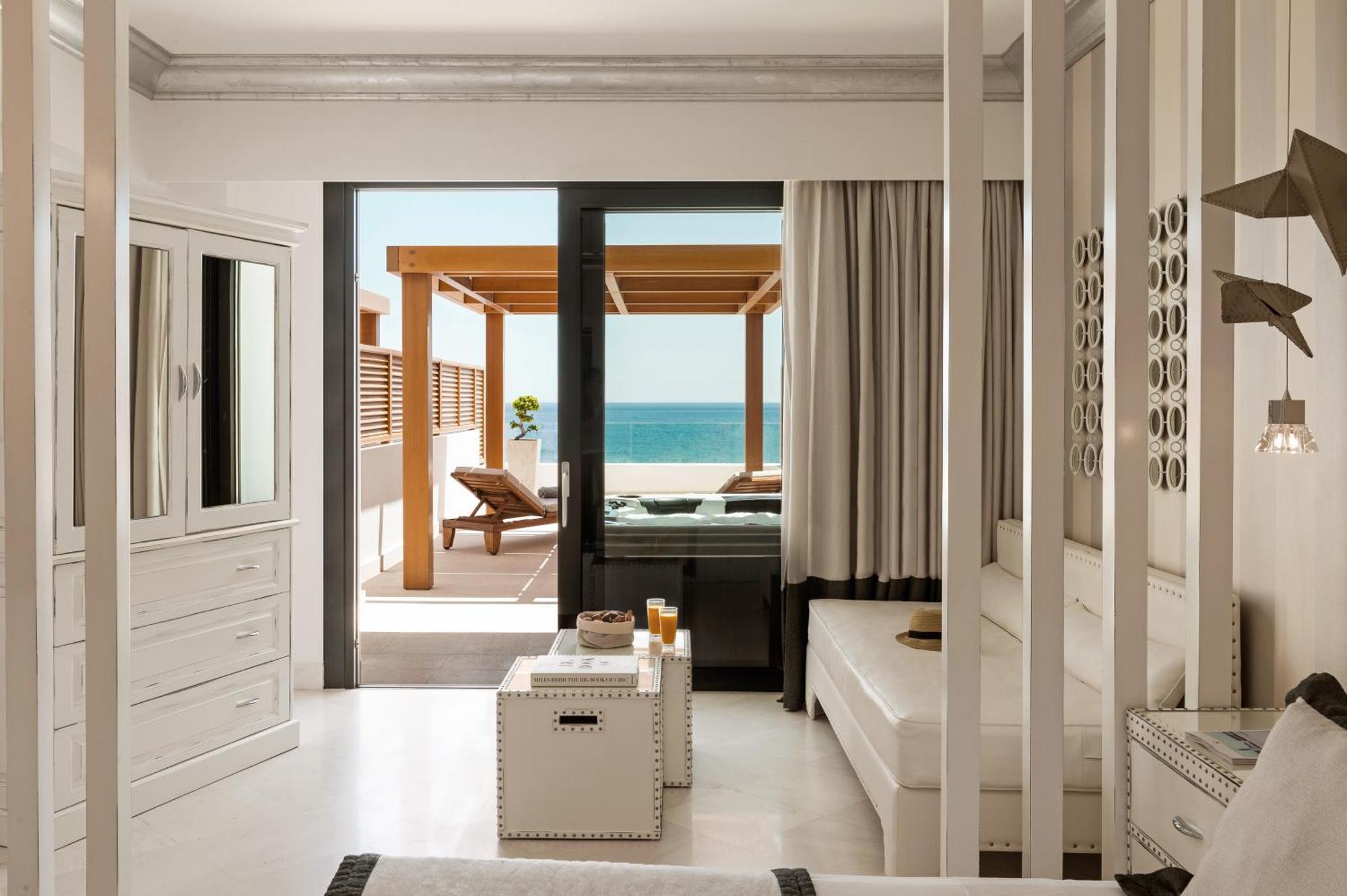 Отель Mitsis Selection Alila Фалираки Номер фото Deluxe Room