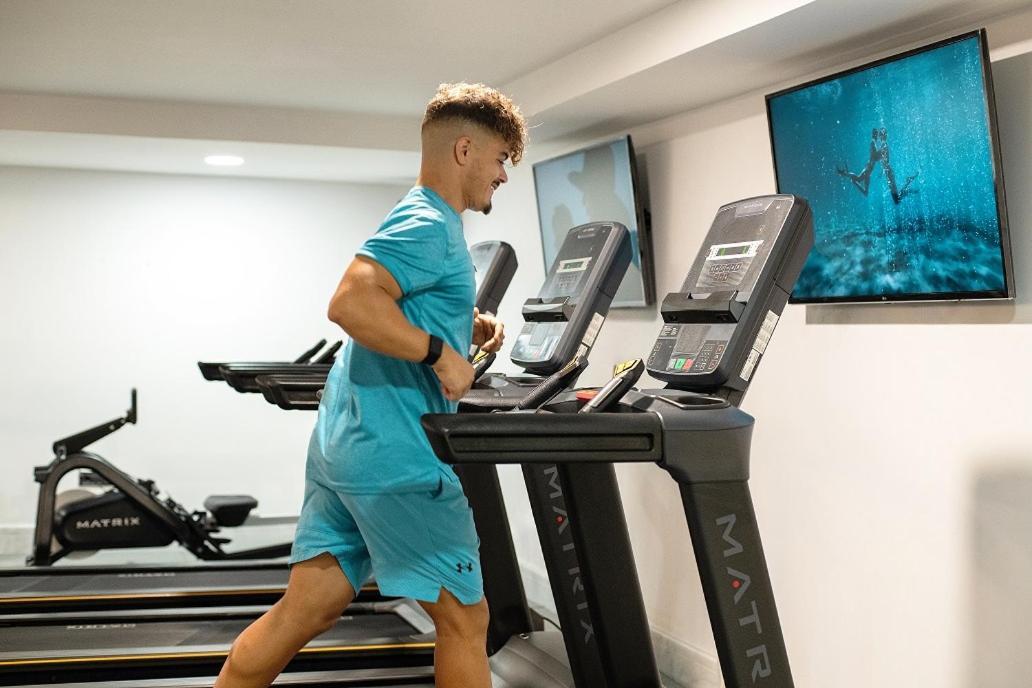 Отель Mitsis Selection Alila Фалираки Экстерьер фото A treadmill in use