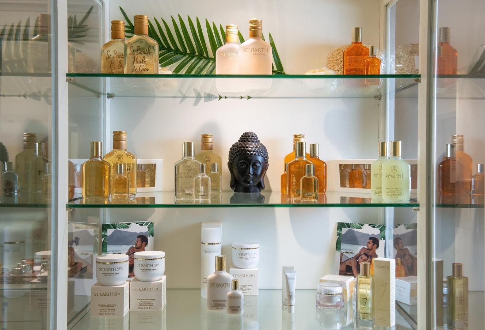 Отель Mitsis Selection Alila Фалираки Экстерьер фото A display of spa products